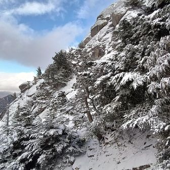 下山途中は青空