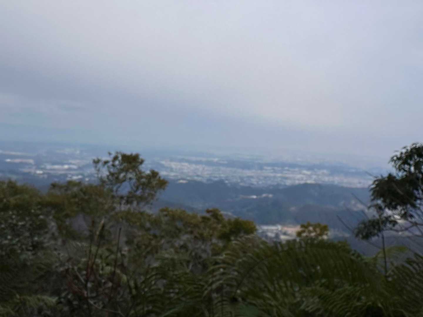 展望は宮崎市街ですが、天気悪くて💦