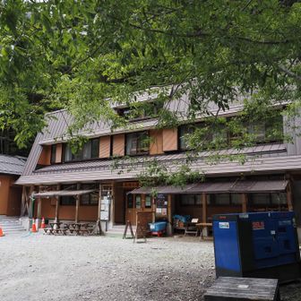 長衛小屋
想像よりも大きくて綺麗
ちょうどバスに間に合いそうだったのでここから急ぐ