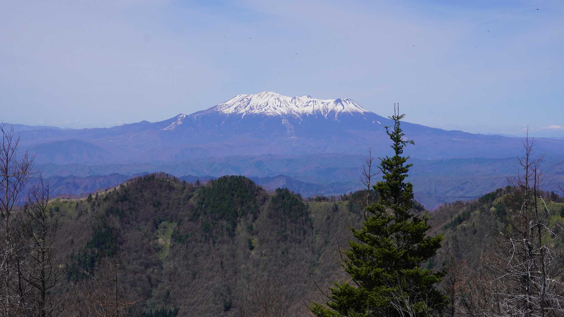 秀麗な御嶽山。この景色さえ見れればいいと思って登った。