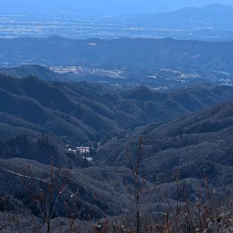山頂からの景色もなかなか良いよ︎︎👍