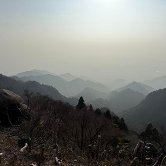 素敵な山並み⛰️⛰️⛰️