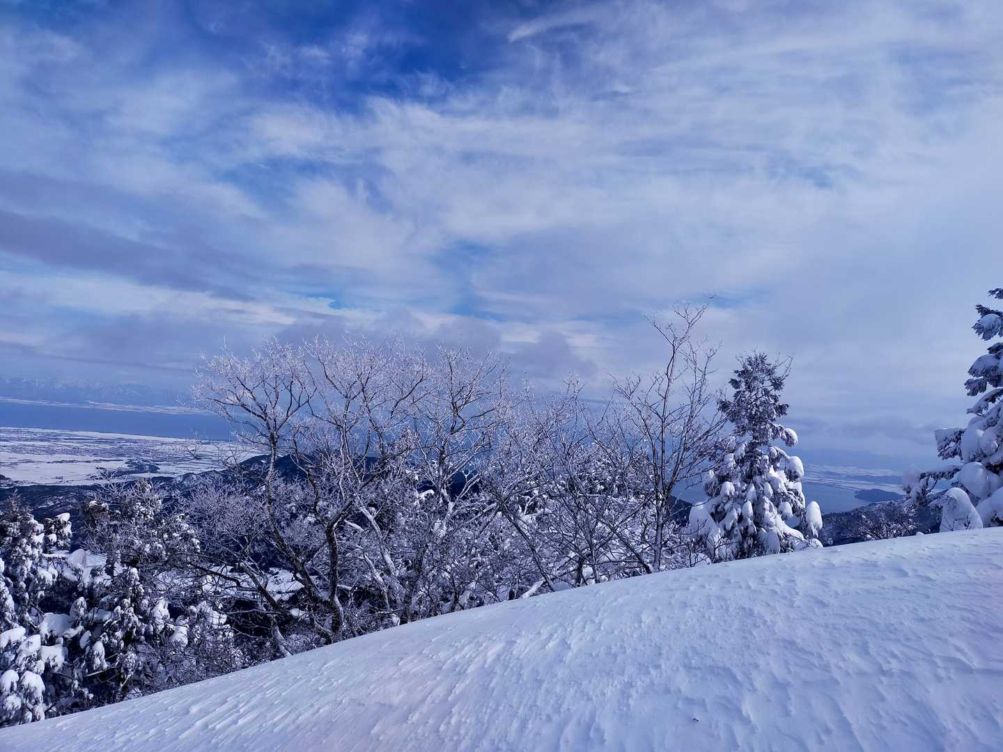 今日一の青空かな😎
やっぱり俺って青空ハンター（笑）