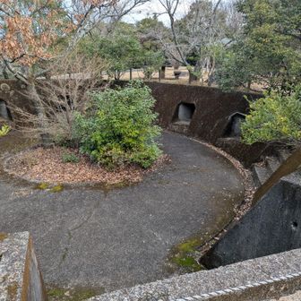 弓張岳の砲台跡だそうです
友達に詳しく教えてもらいました