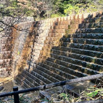 登山を始めて堰堤というものを知る