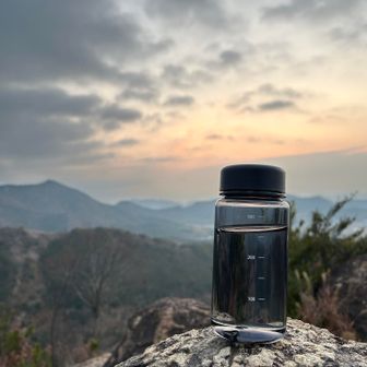 最近買って良かったもの
無印良品のボトル
漏れないので安心してザックにインできます♬


バッチリ、2025年を締めることができましたね✨
それでは良いお年を🎍👍