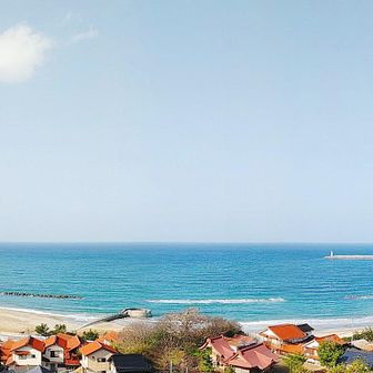 海だけは綺麗で　　　　　　
古浦天満宮ルートを下山