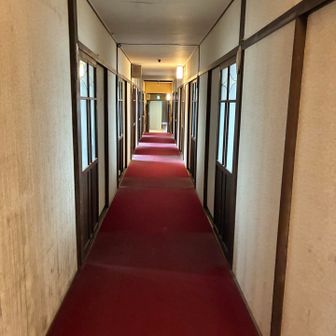 肩の小屋廊下