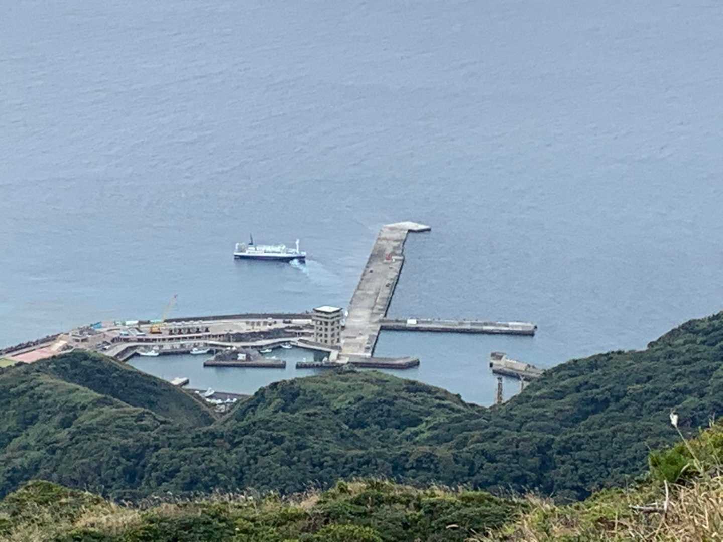 港に船が🚢