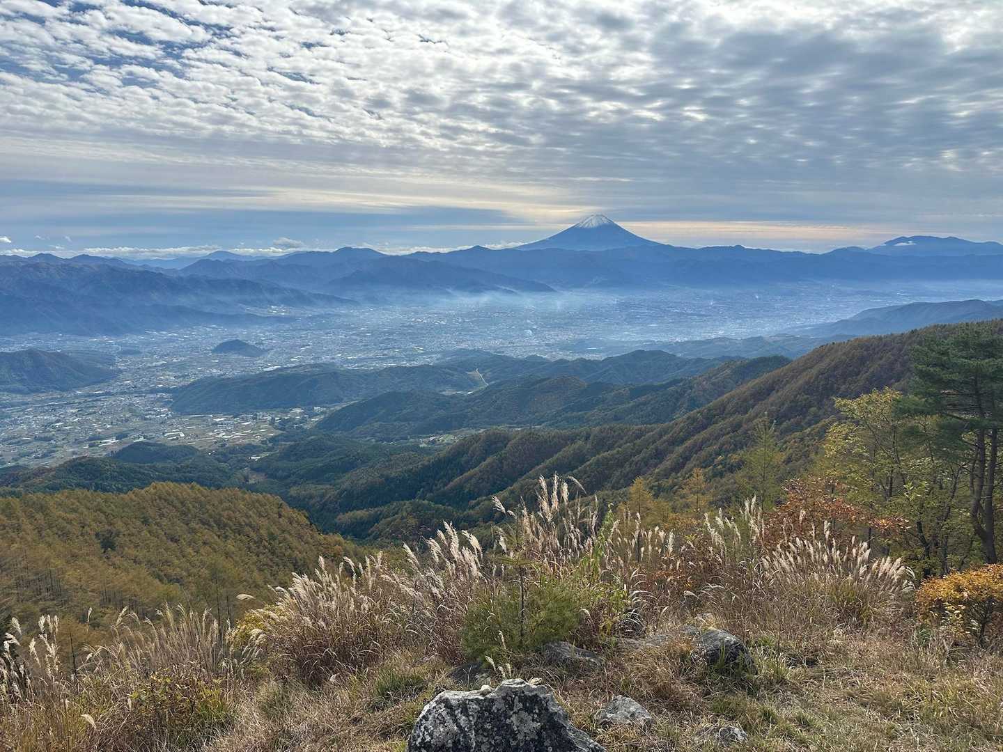 焼山峠-小楢山-小楢峠-大沢ノ頭-妙見山-妙見山-鼓川バス 縦走コースの写真