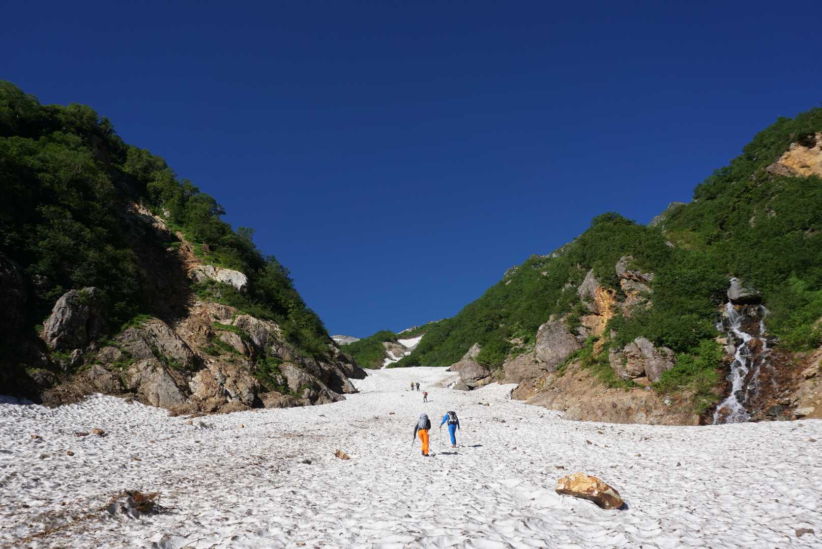 扇沢バス停-針ノ木峠-蓮華岳-北葛岳-七倉岳 縦走コースの写真