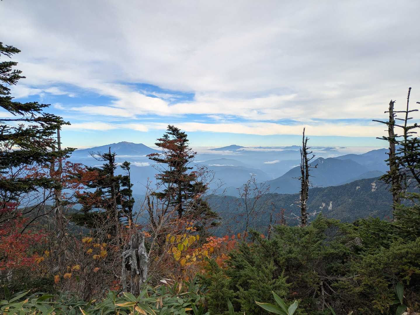 御嶽山と乗鞍岳見えるのね