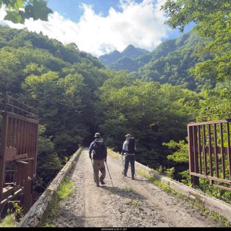 道のりは長い、でも足取りは軽い♪