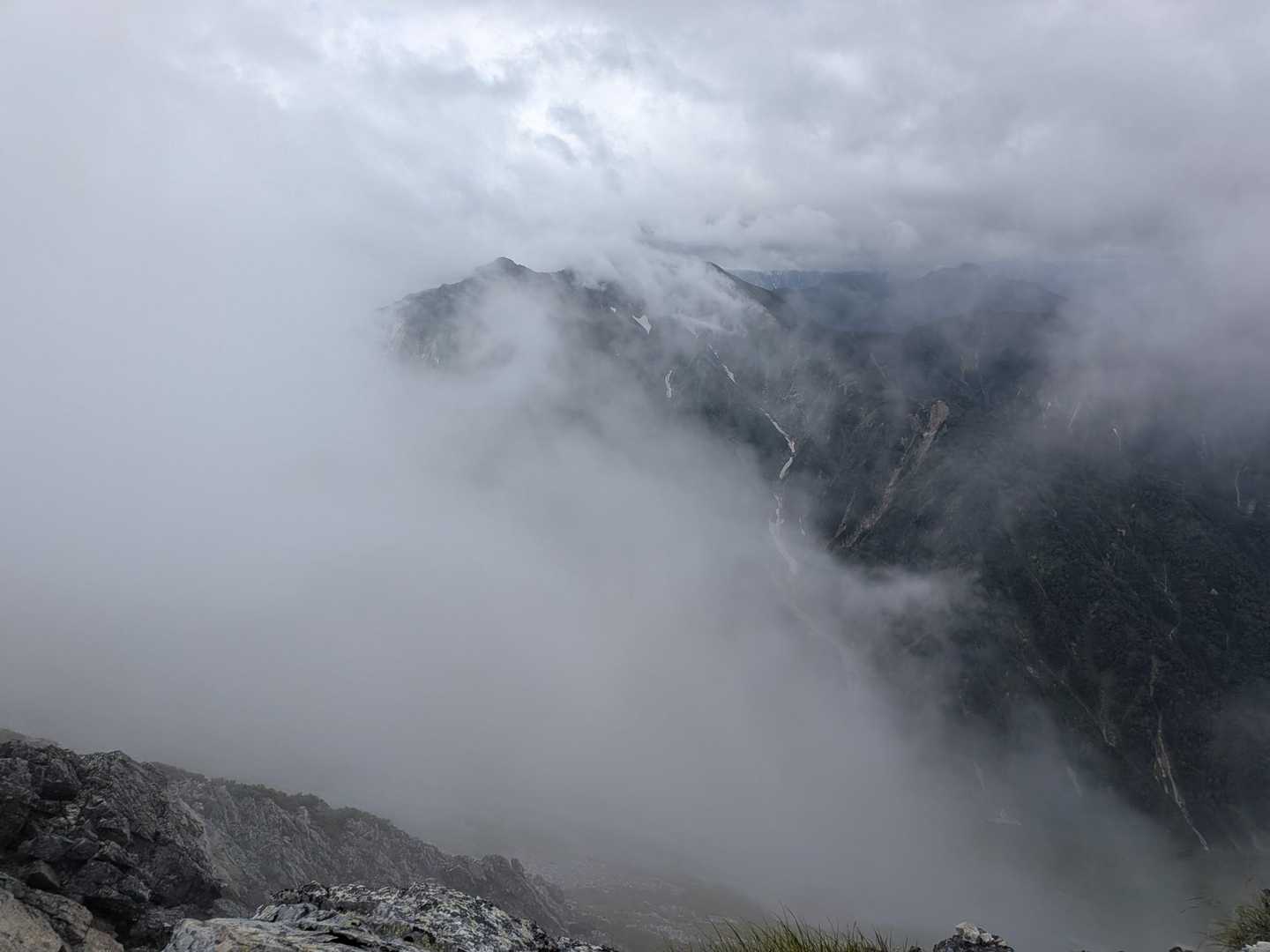っと思ったら、「あれ鹿島槍じゃない？」