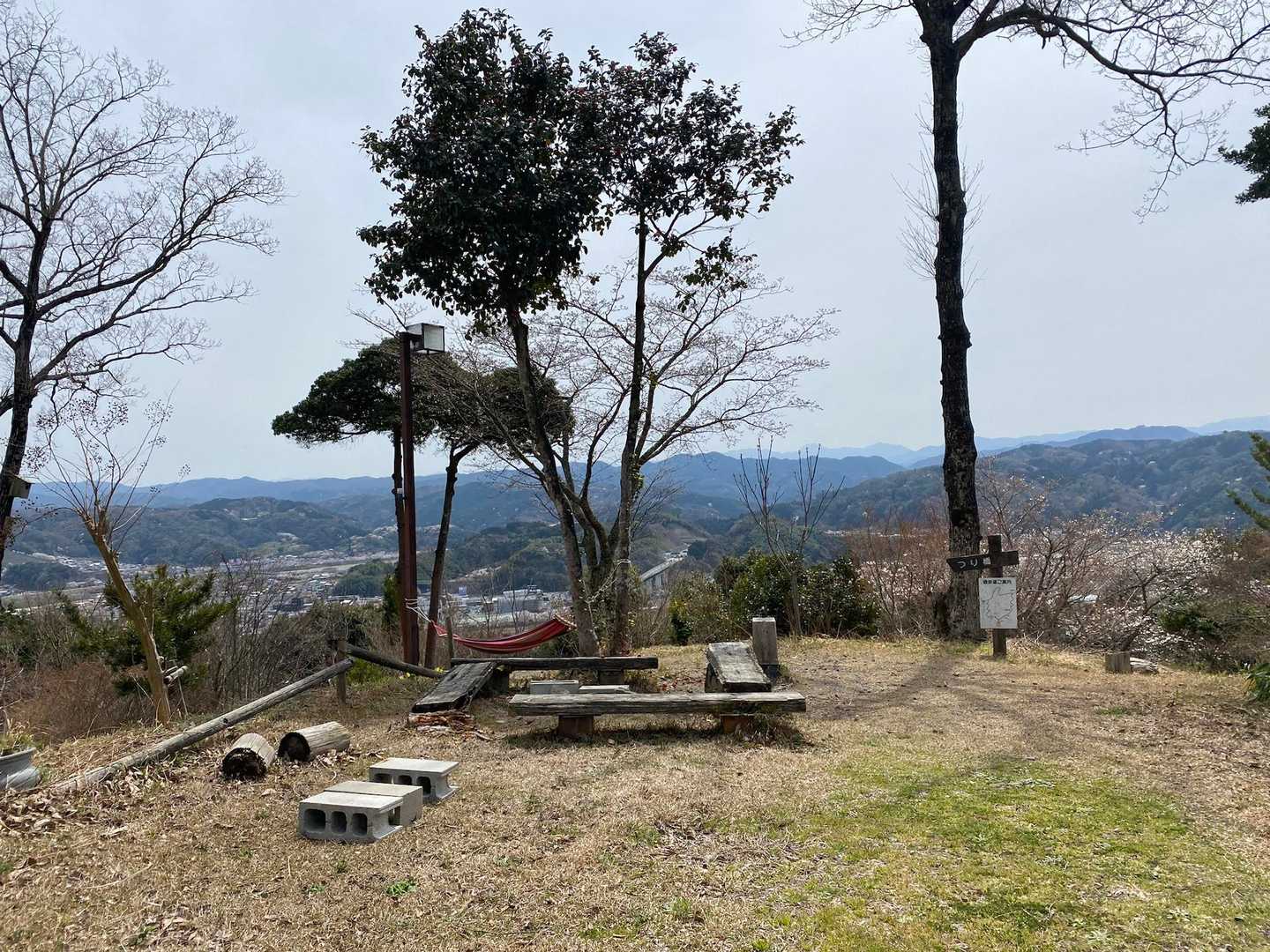 見晴らしのいい峯寺遊山荘