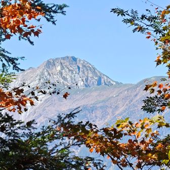 北岳のみ天然フレームに収まる👌