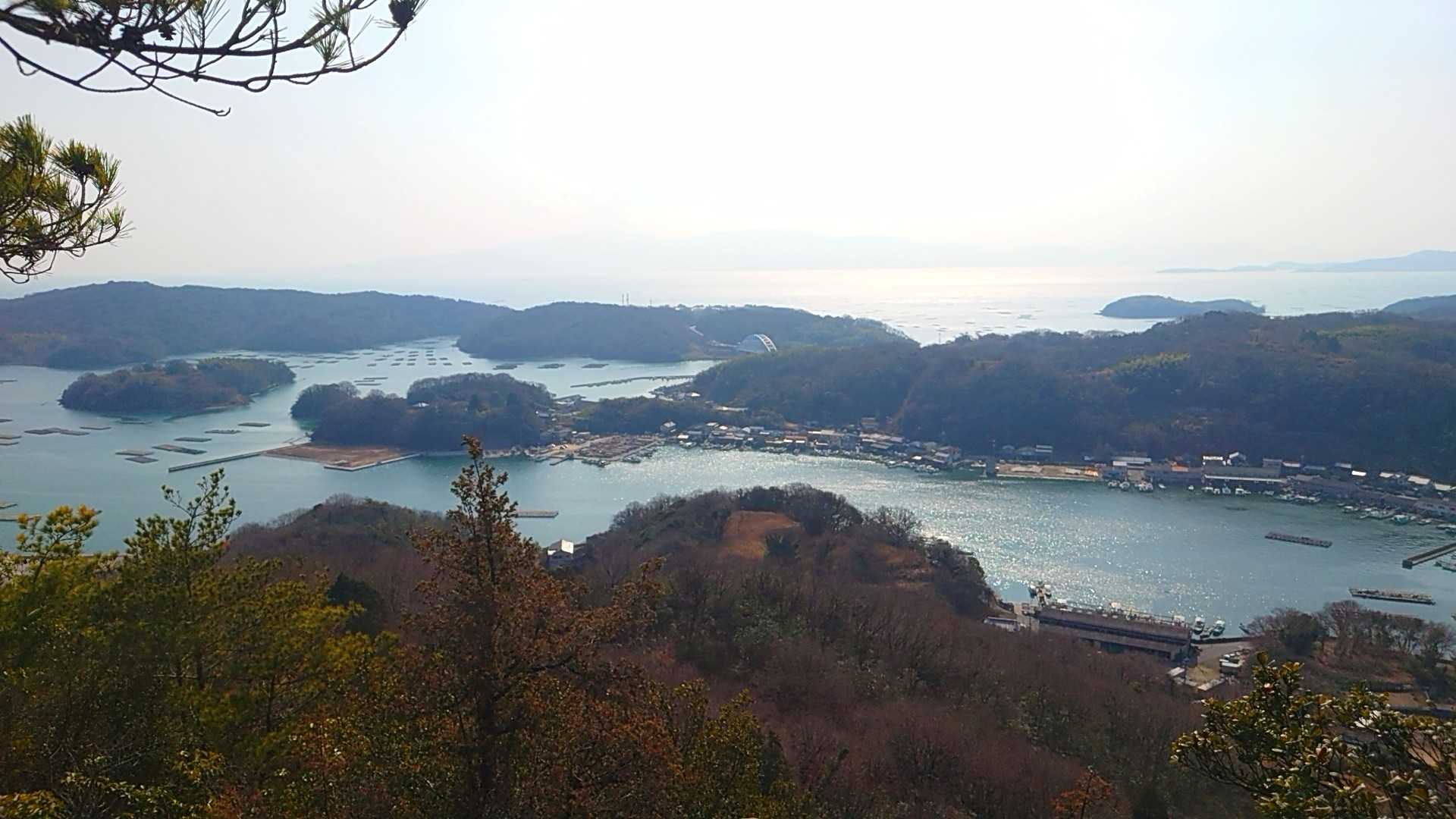 奥に後で訪問する長島