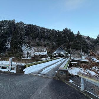 道路に雪はなかったです。