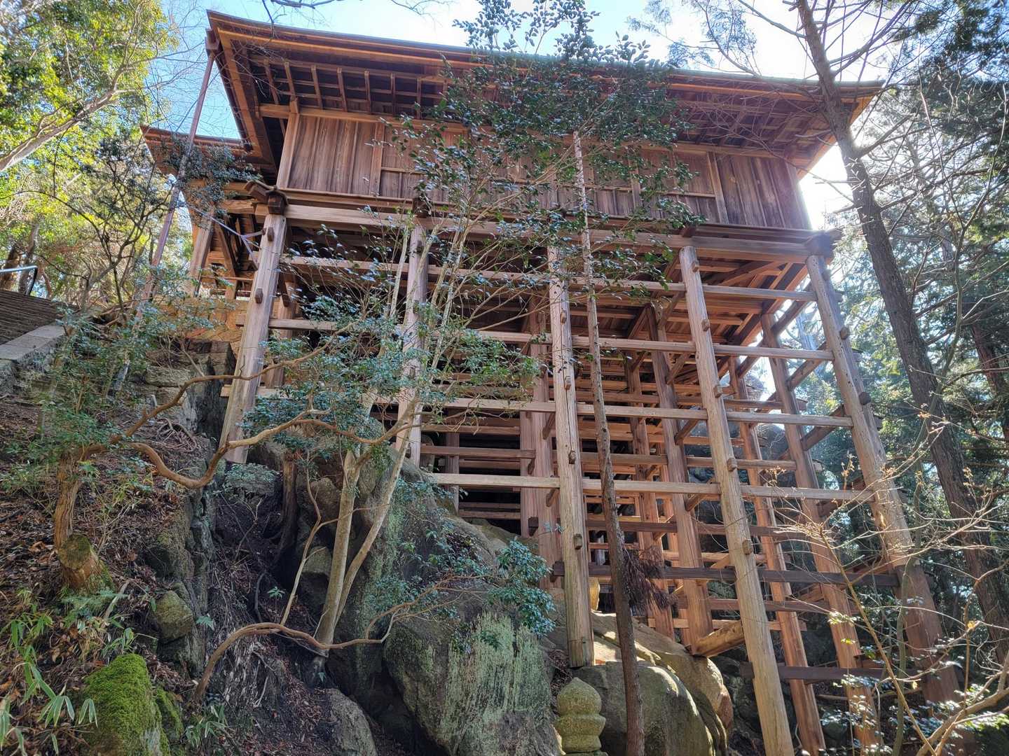 里南口バス停-アルプス登山口バス停-堂山-太神山-出合峠- 周回コースの写真