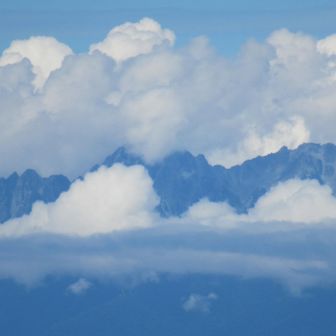 山頂から北アルプス