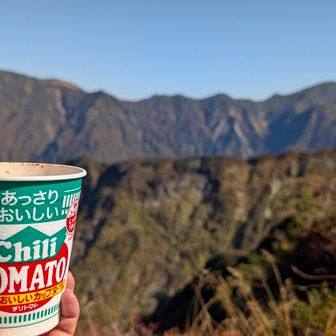 チリトマトヌードルをすすって
おやつも食べてまったり
ロケーション最高です✨
