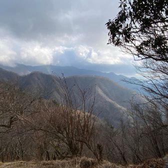 小屋のテラスからの眺めも素晴らしい