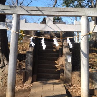 浅間神社。
お祈りして来ました。