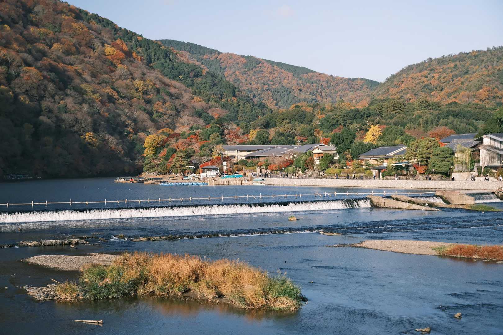 阪急嵐山駅-渡月橋-小倉山-六丁峠-トロッコ保津峡駅-保津 縦走コースの写真
