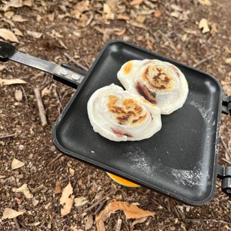 今年のおやつはアタタ島にちなんで、アタタかいおやつ…梅ヶ枝餅〜♪