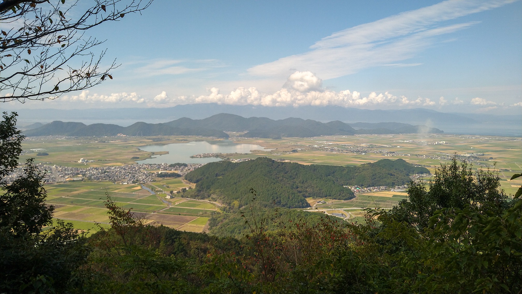 安土城と観音寺城 猪子山 伊庭山 繖山 観音寺山 安土山 竜石山 Kame11さんの繖山 観音寺山 の活動データ Yamap ヤマップ