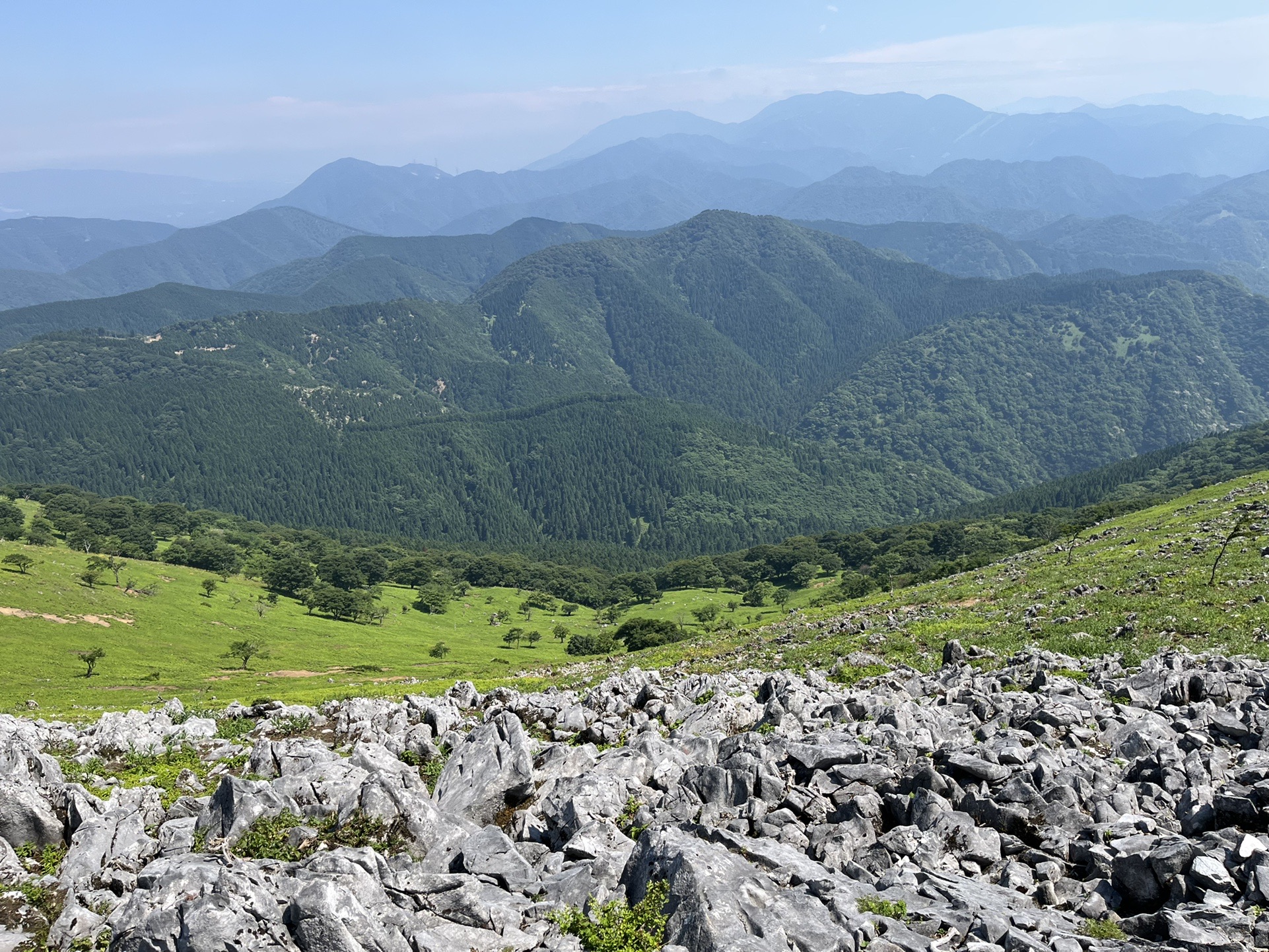 ガレガレ坂の霊仙山 這いつくばりながらも何とか生還 Merybellさんの霊仙山の活動データ Yamap ヤマップ
