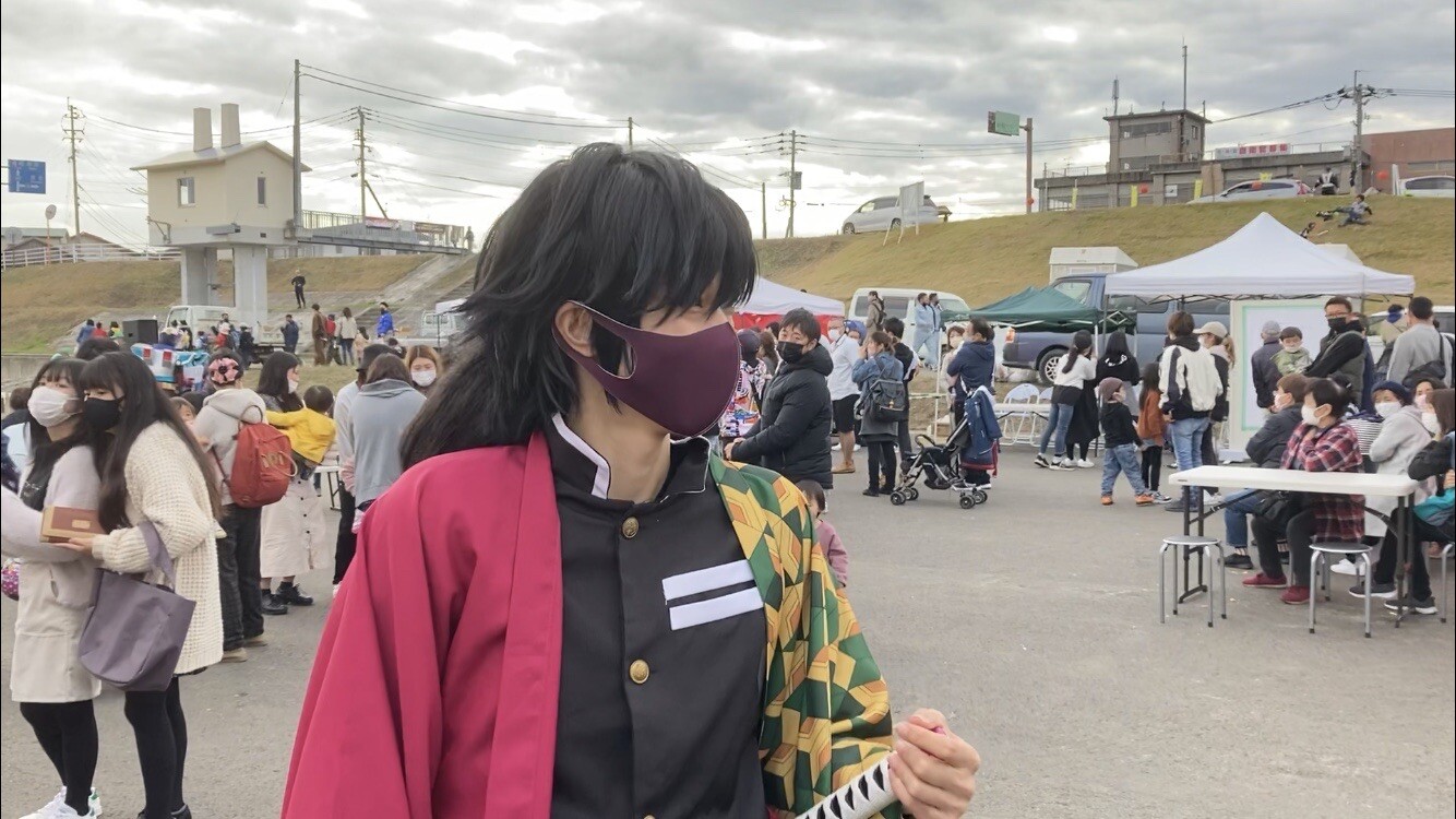 冨岡さんとイベントに出演し ゴミ拾い活動 Disney 公認 仮装者 Captain Jack Sparrow さんのモーメント Yamap ヤマップ