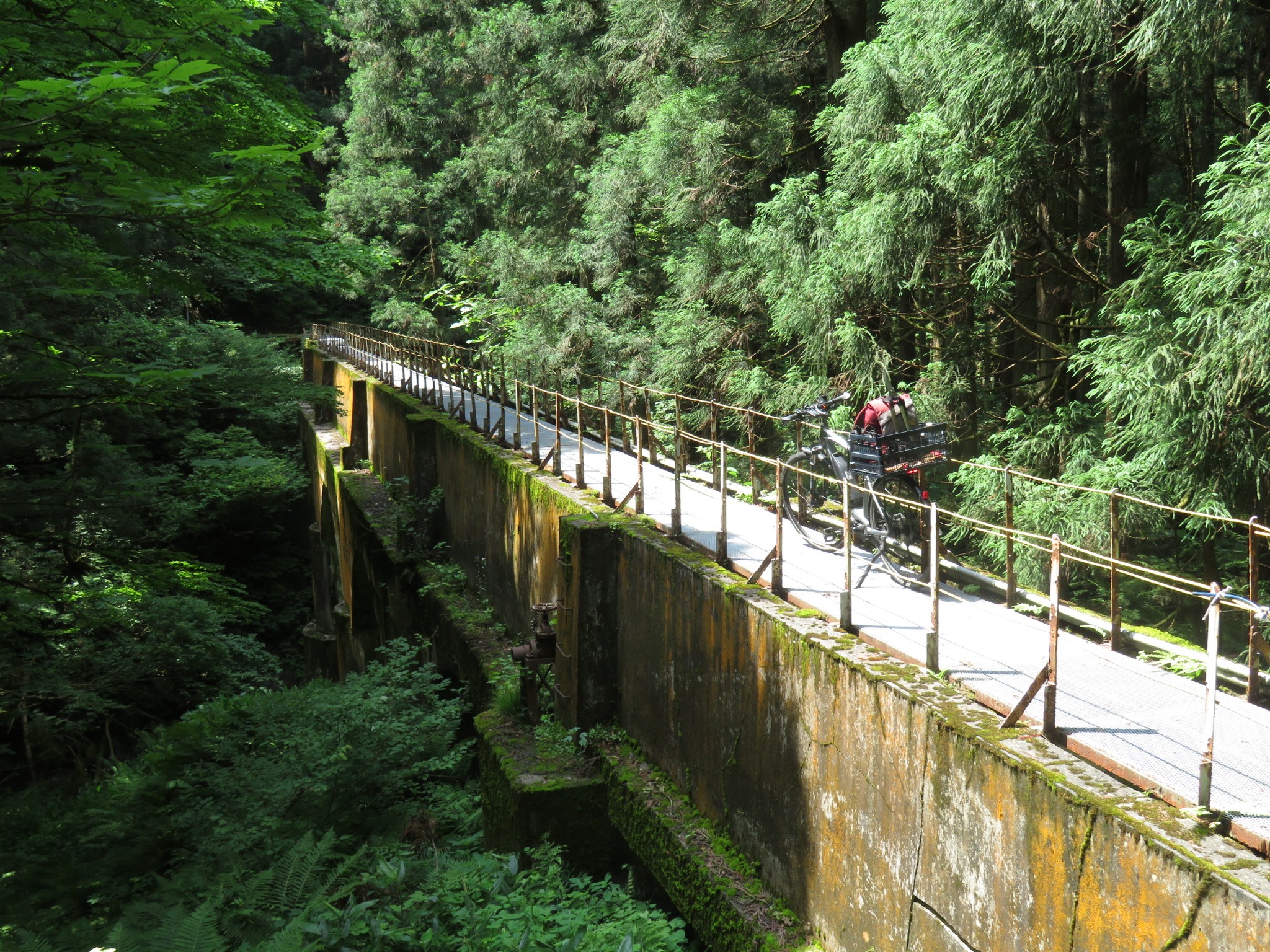 木六山・銀次郎山 手すりロープ修復されました😄
ロープないと自転車だと怖い＼(^^)／