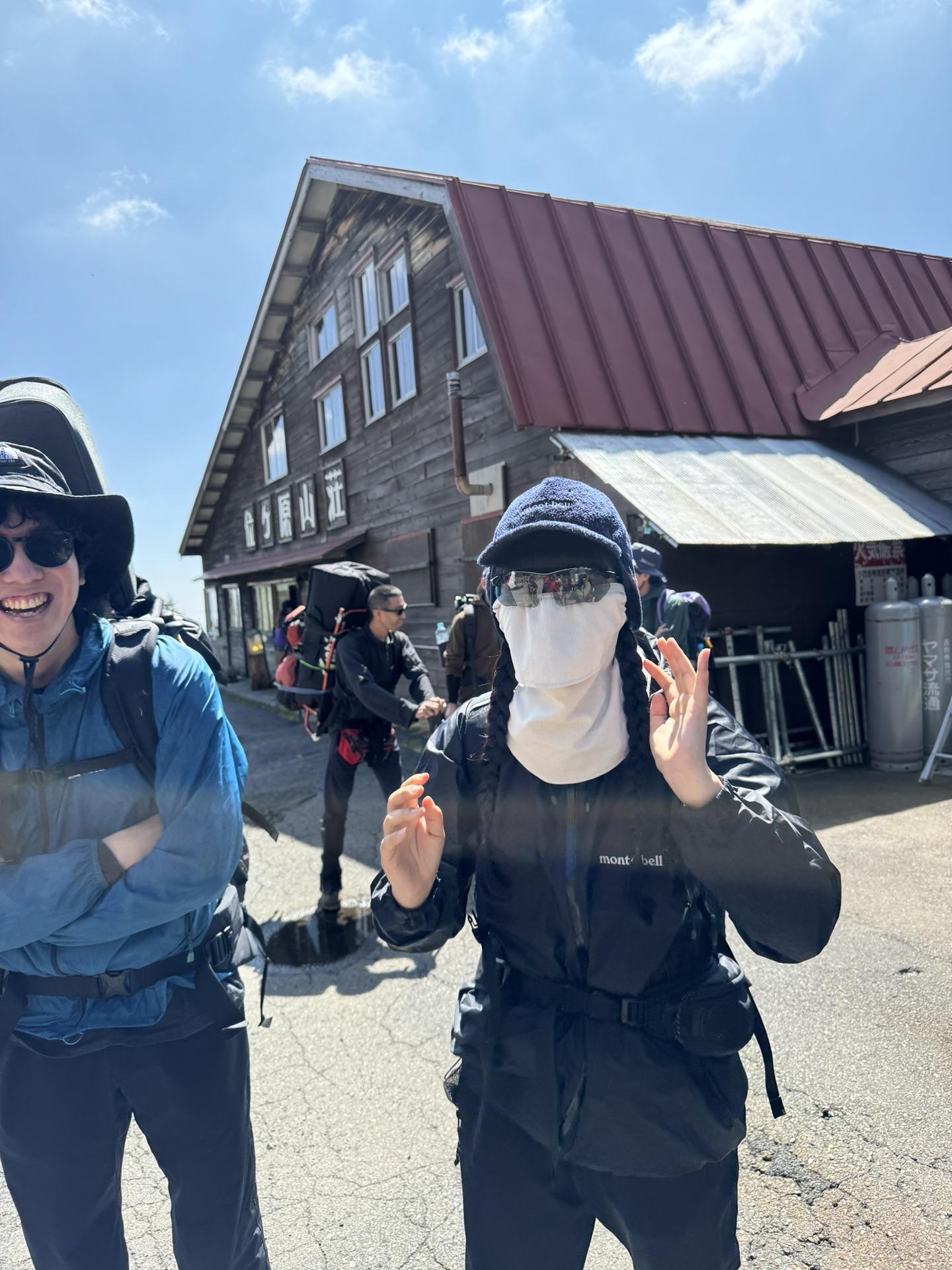 ボーカルひなちゃんは、今回紫外線対策バッチリ…！？