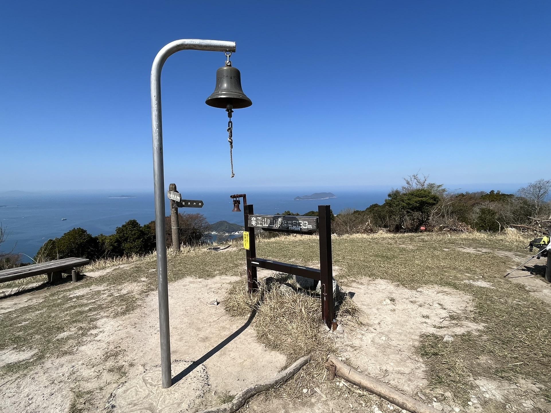 桜が散り始めた深坂自然の森と芽吹き始めたカタクリを求めて