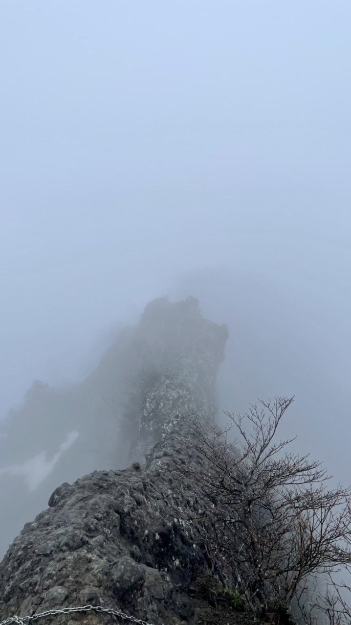 何も見えない戸隠山 高妻山 Shinnoxさんの高妻山 戸隠山の活動データ Yamap ヤマップ
