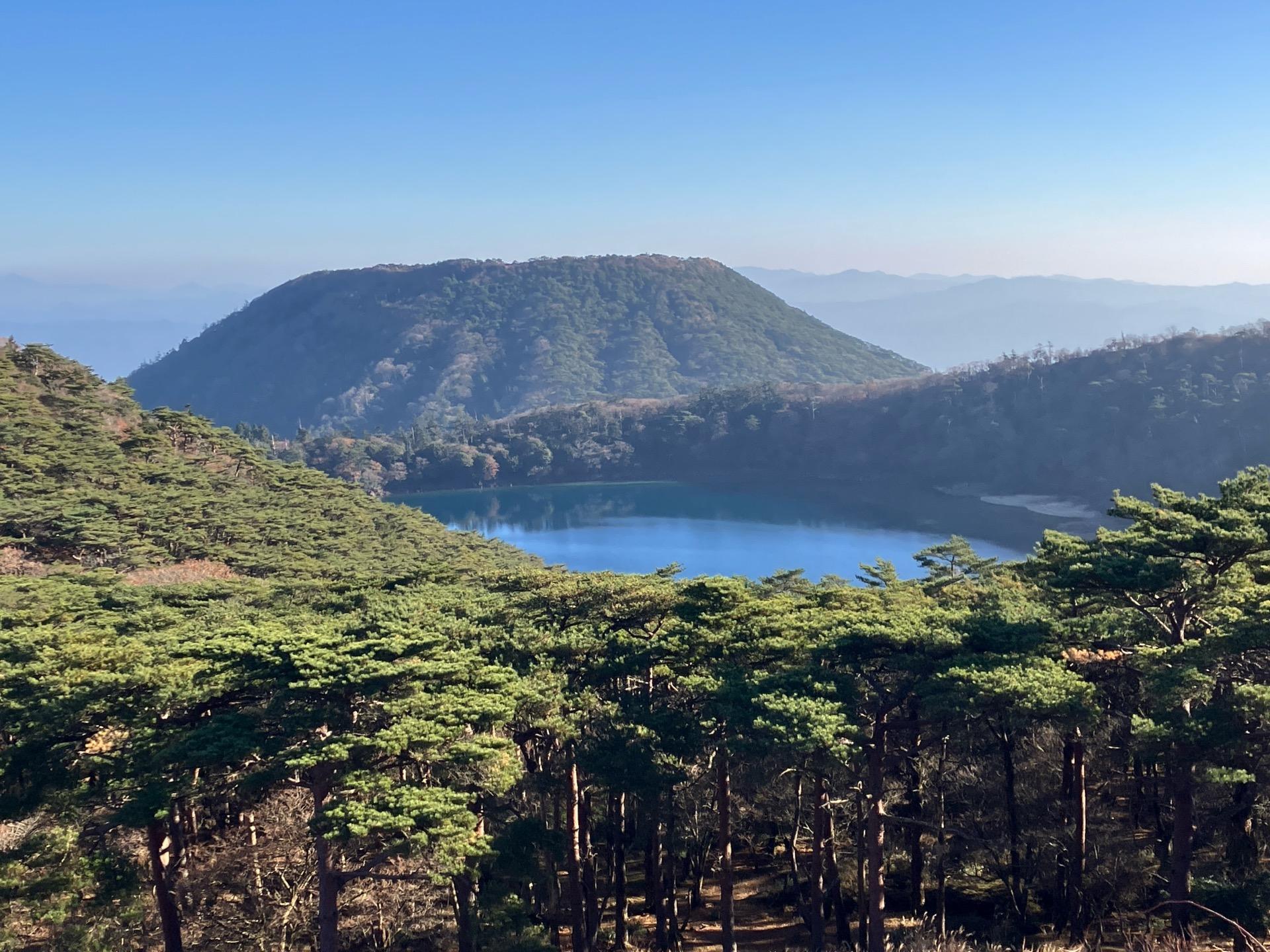 白鳥山→（六観音池）→（不動池）→甑岳→（白紫池） / akiちゃんさん