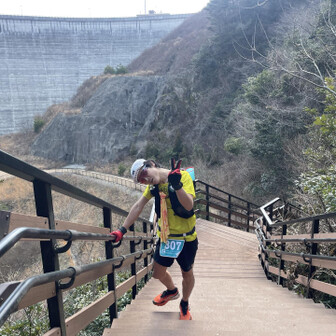  旦那の方が
ガス欠&攣りでヘロヘロ🤣
私の足はギリギリもってくれた🥹
あと少しよ〜🏃‍♂️