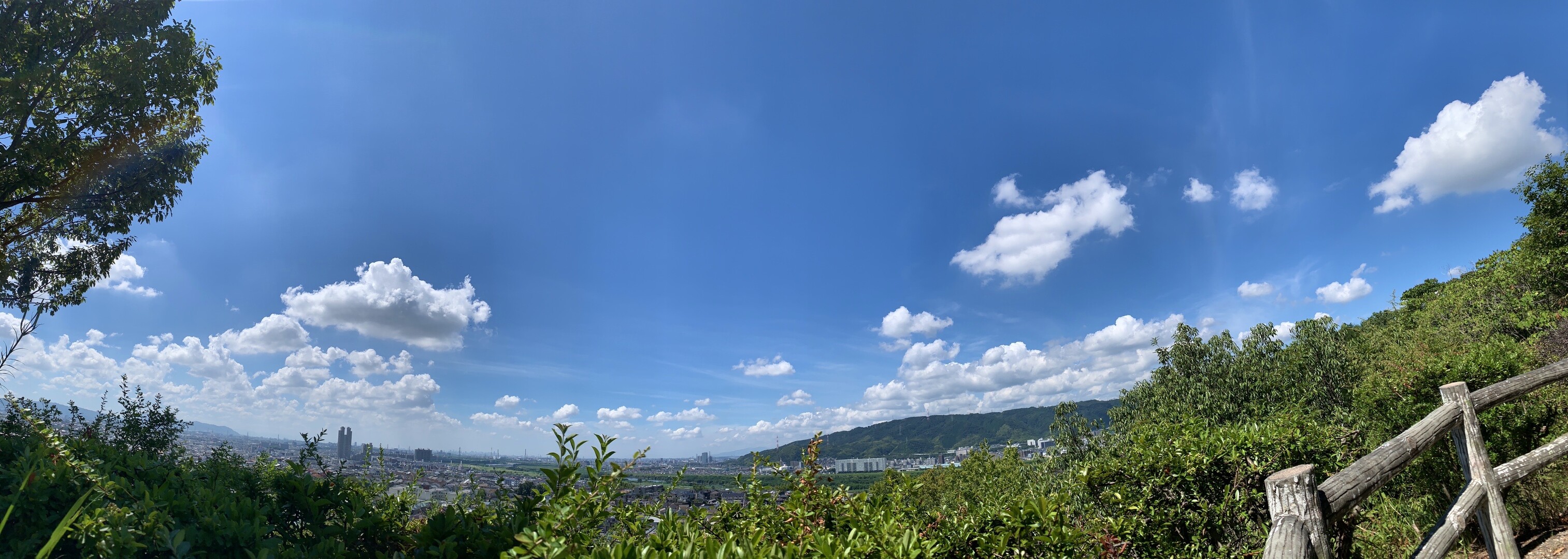 もー散歩23 あらかし公園 京街道 淀宿 枚方宿 の写真9枚目 あらかし公園から楠葉 高槻方面のパノラマ Yamap ヤマップ