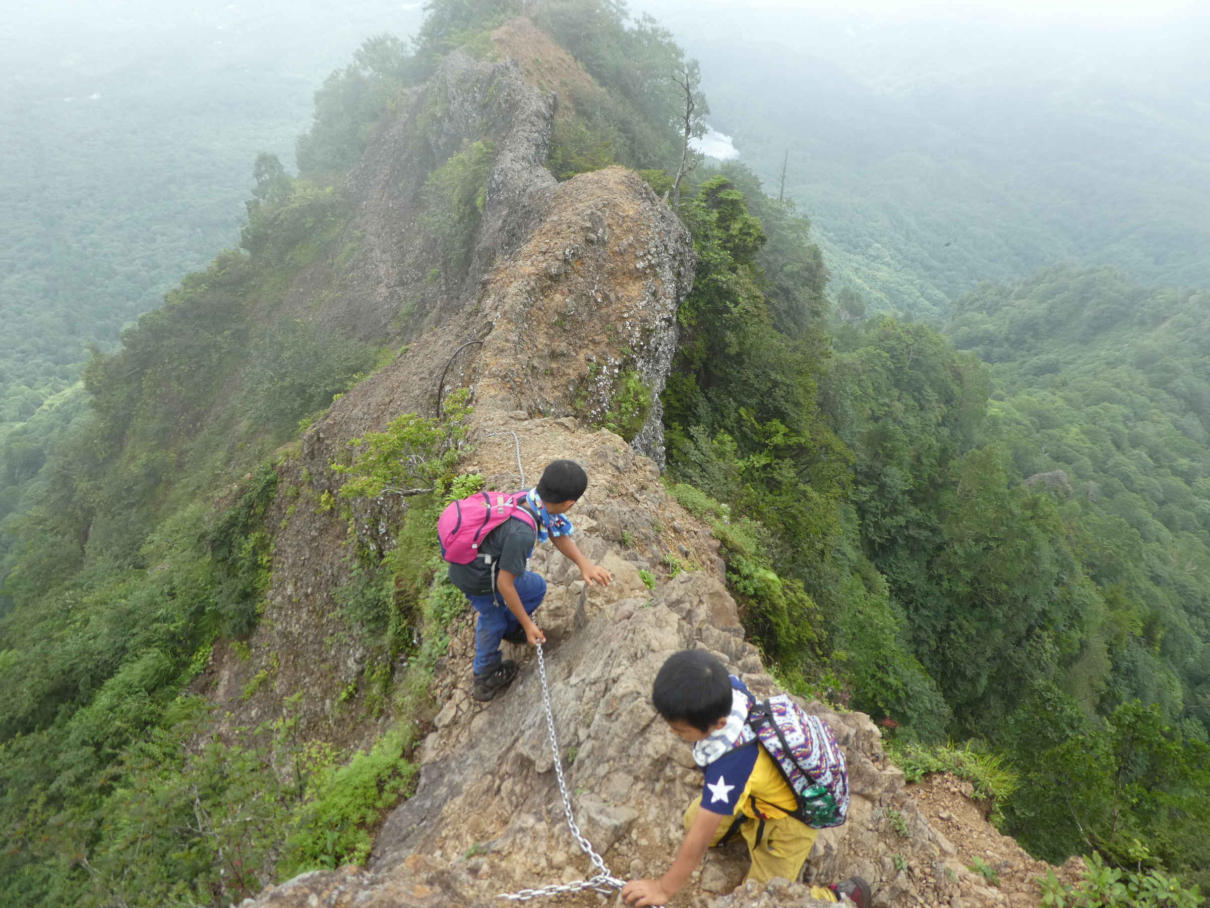 戸隠山 蟻の塔渡り 剣の刃渡り 親子で日本二百名山23 0 ギンチョさんの高妻山 戸隠山の活動日記 Yamap ヤマップ
