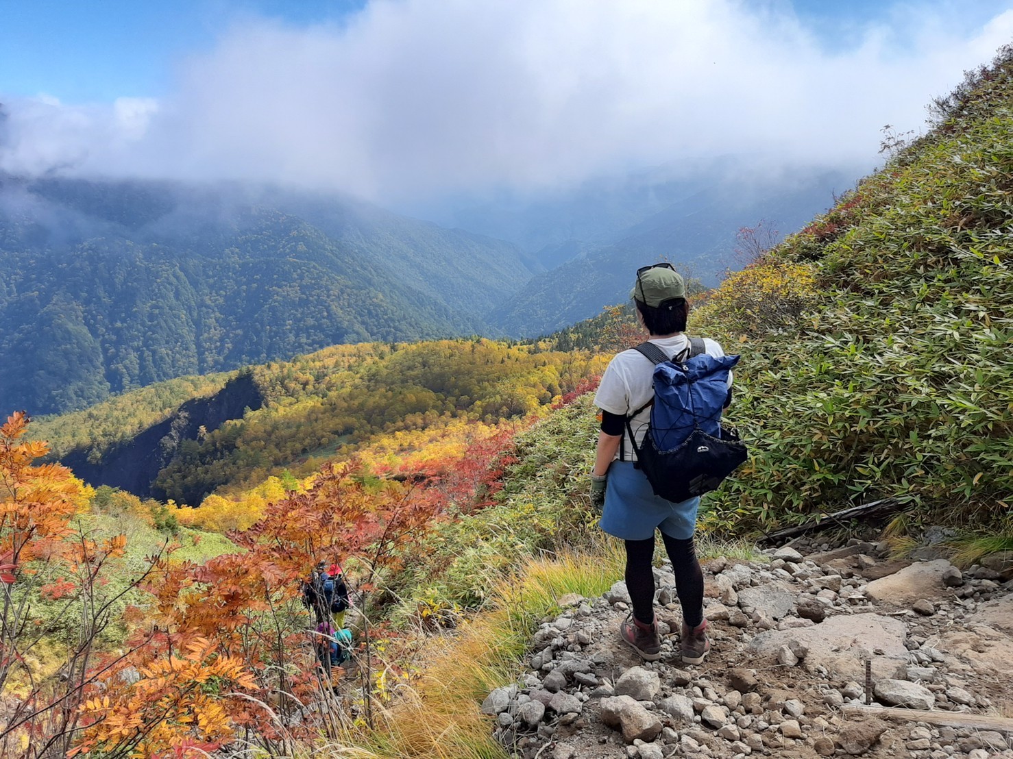 ランチと紅葉を楽しみに焼岳 新中の湯コース おにまるさんの槍ヶ岳 穂高岳 上高地の活動データ Yamap ヤマップ