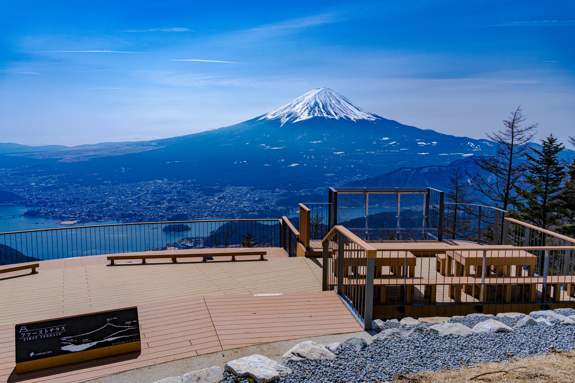 富士山ドーン 黒岳 破風山 ツインテラス 22 03 11 Akkiiさんの釈迦ヶ岳 大栃山の活動データ Yamap ヤマップ