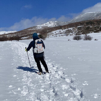 四阿山・根子岳 スノーシューは快適