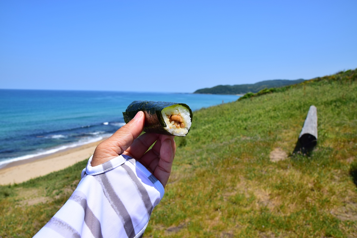 今日の昼食。なっとう巻