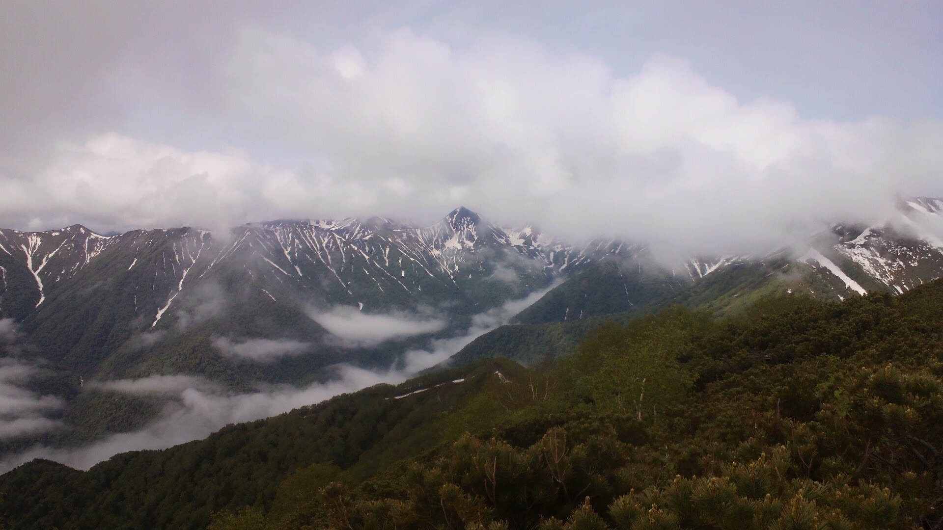 北海道登山風景🏞パート③ 日高山脈⛰伏... / YOTAさんのモーメント | YAMAP / ヤマップ