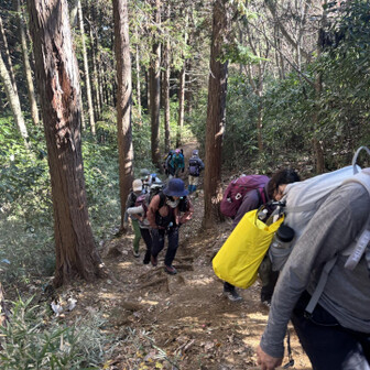 高尾山口駅集合メンバーと登ります☺️