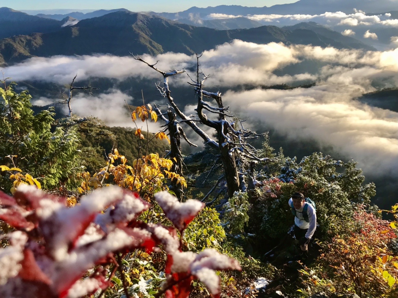 裏越後三山ラウンド 荒沢岳 兎岳 中岳 越後駒ヶ岳 むーさんさんの越後駒ヶ岳 八海山 荒沢岳の活動データ Yamap ヤマップ