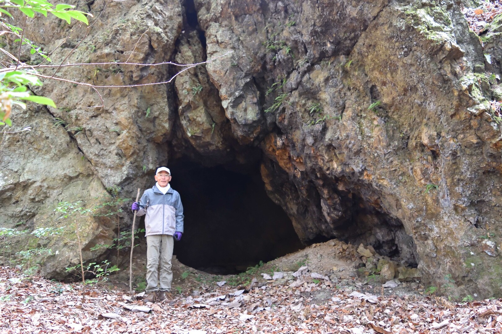 盗人岩 洞窟 たらちゃんさんの古賀志山 赤岩山 鞍掛山の活動日記 Yamap ヤマップ