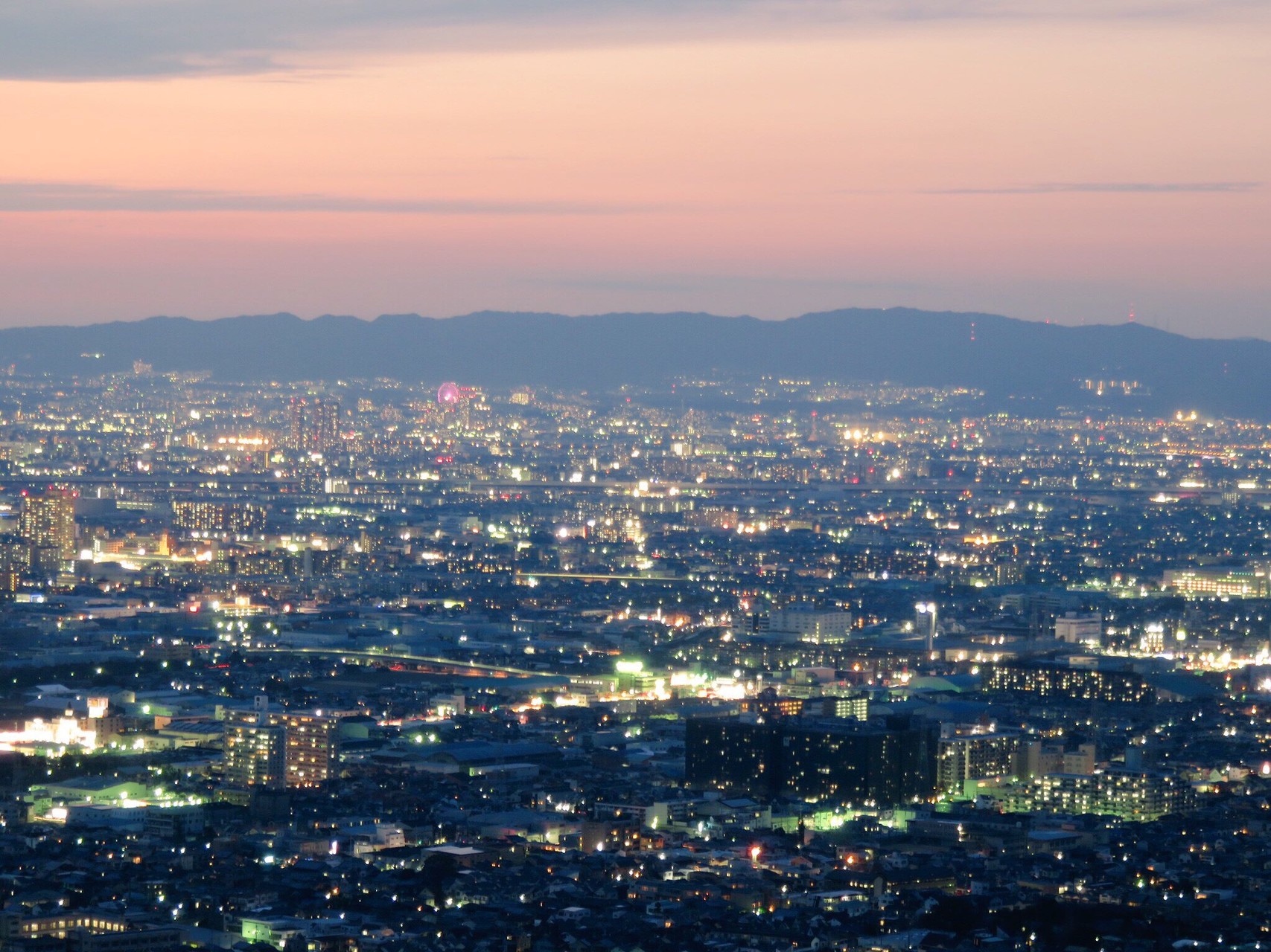 夜景好きな人見たい人生駒山へ 額田展望台からみた大阪の夜景 草人間2代目さんの生駒山 神津嶽 大原山の活動データ Yamap ヤマップ