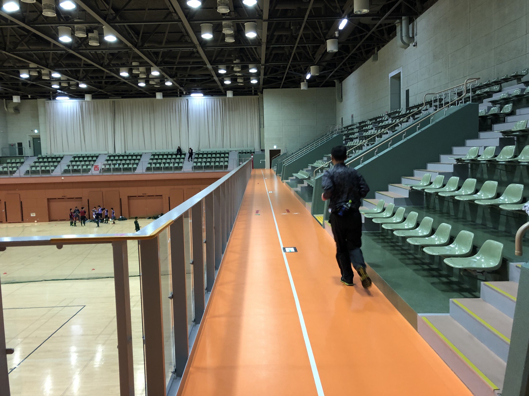 千歳スポーツセンターランニングコース12km走 72周 島ちゃん 島 Rc さんの千歳市の活動データ Yamap ヤマップ